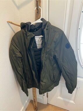 Gerry Weber Men's Hooded Puffer Jacket in Olive Green